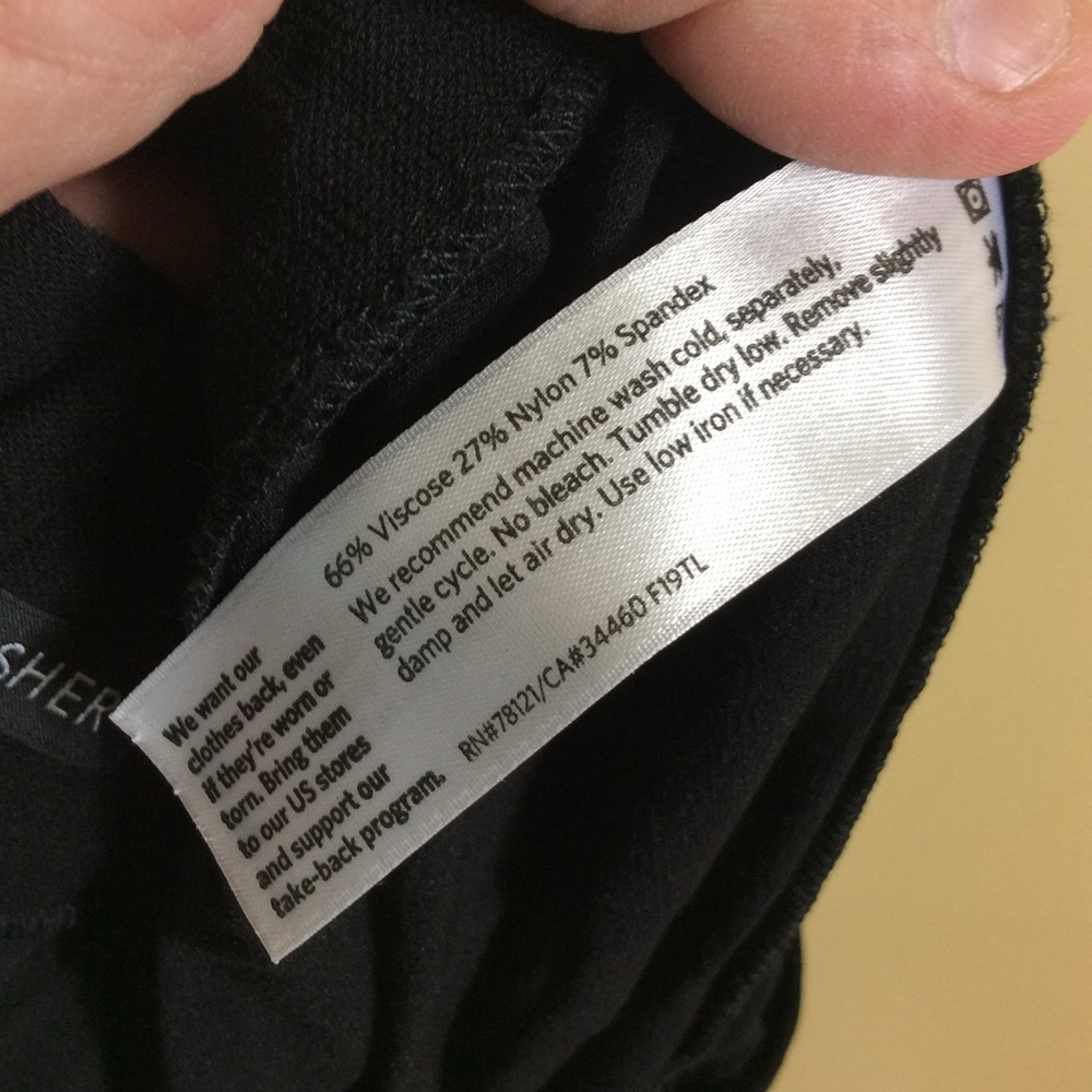 NWOT Eileen Fisher black stretch cropped pants. XL. - Picture 8 of 8